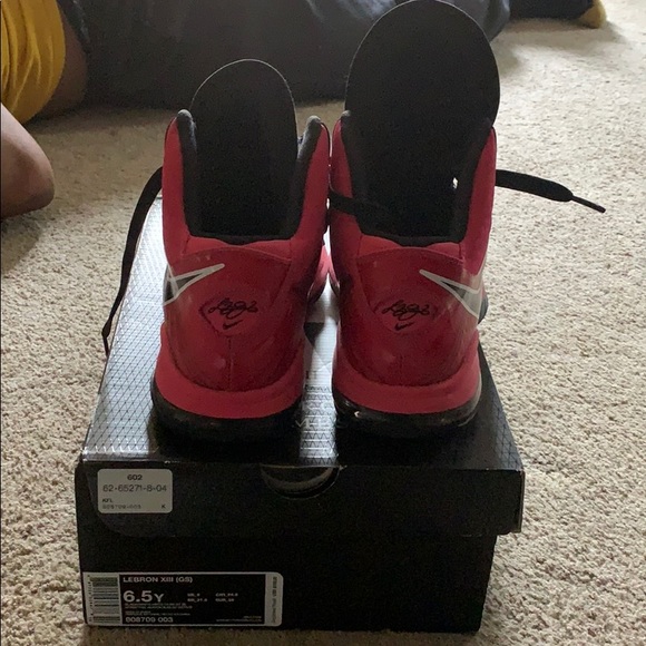 Lebron XIII - Picture 2 of 5